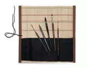 Bambusové pouzdro se 4 štětci a přísluš.